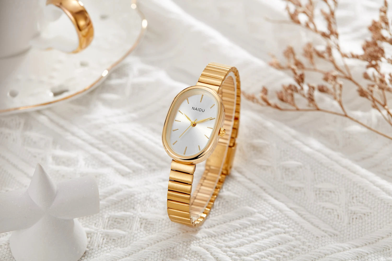 Reloj caja ovalada